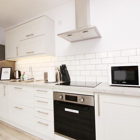 Apartment 46 Luna With Free Parking York Buitenkant foto