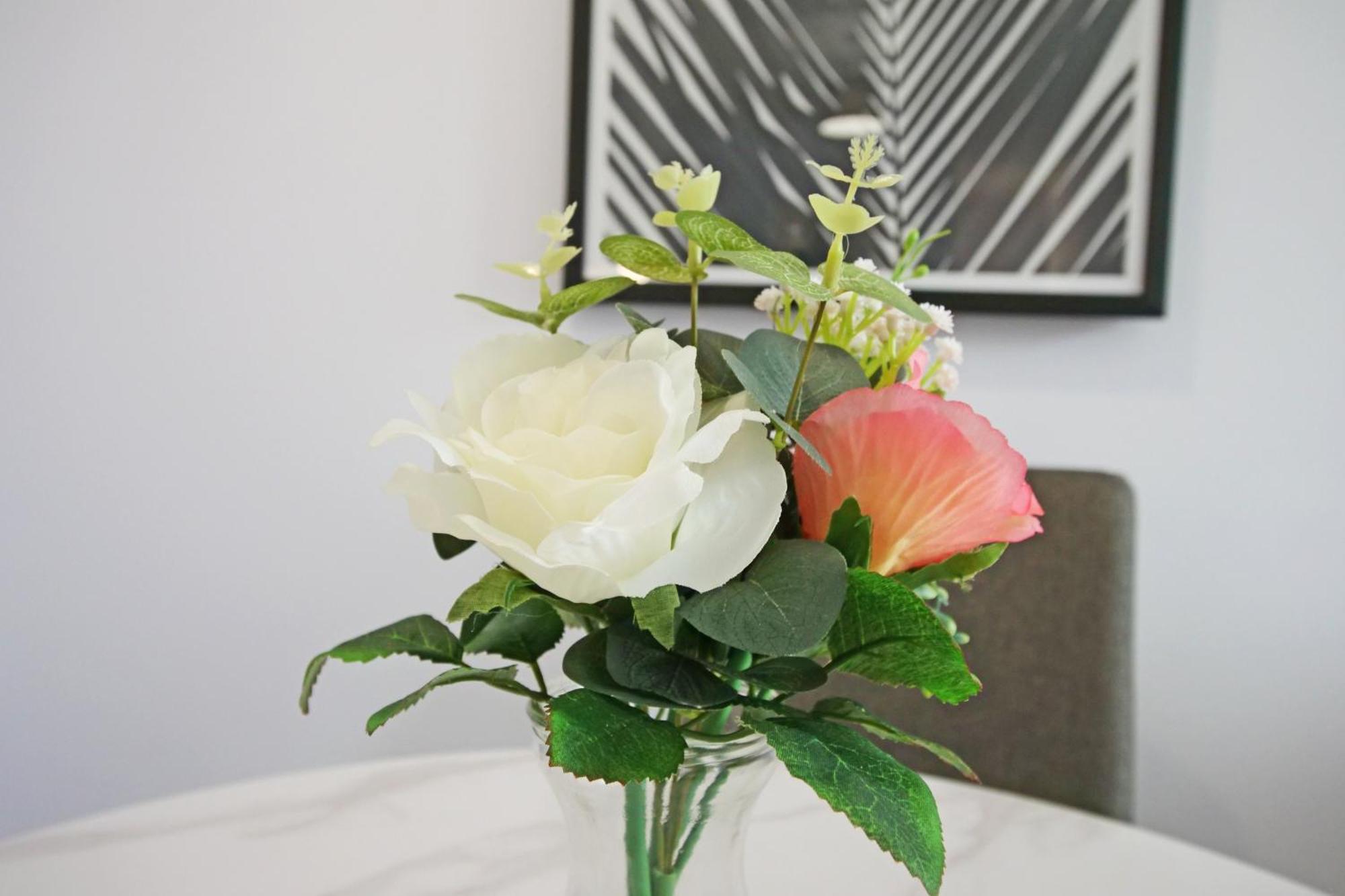 Apartment 46 Luna With Free Parking York Buitenkant foto